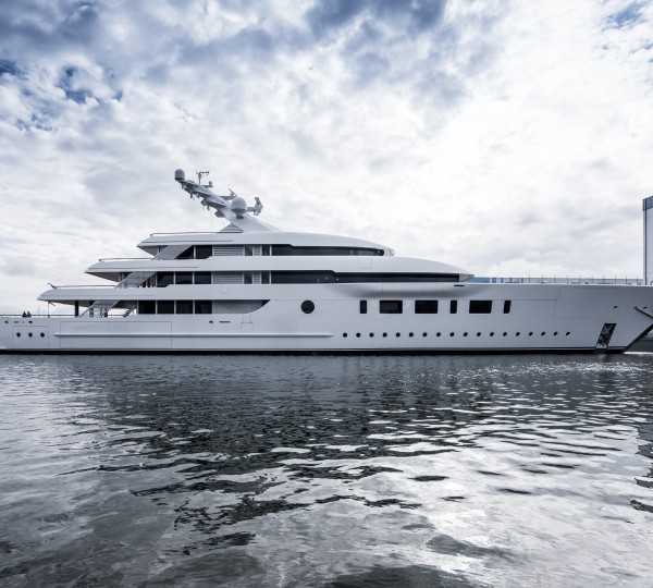 Yacht BLISS, Feadship | CHARTERWORLD Luxury Superyacht Charters